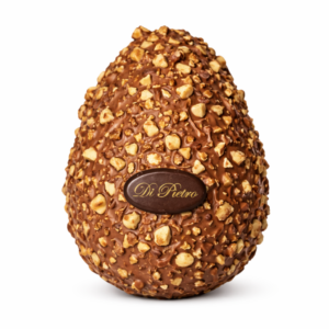 Uovo cioccolato al latte e nocciole